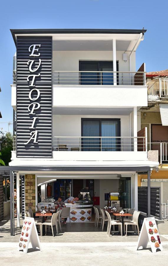 Eutopia Paralia Katerinis Luaran gambar