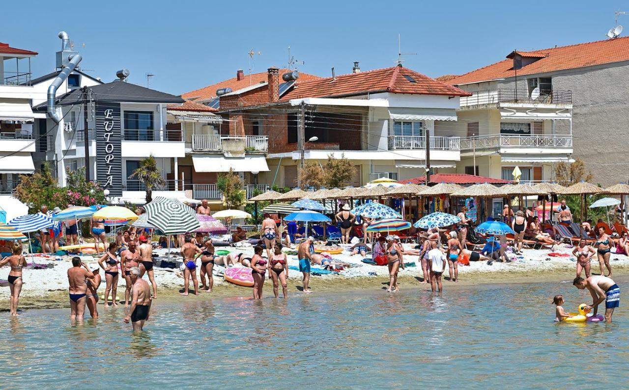 Eutopia Paralia Katerinis Luaran gambar