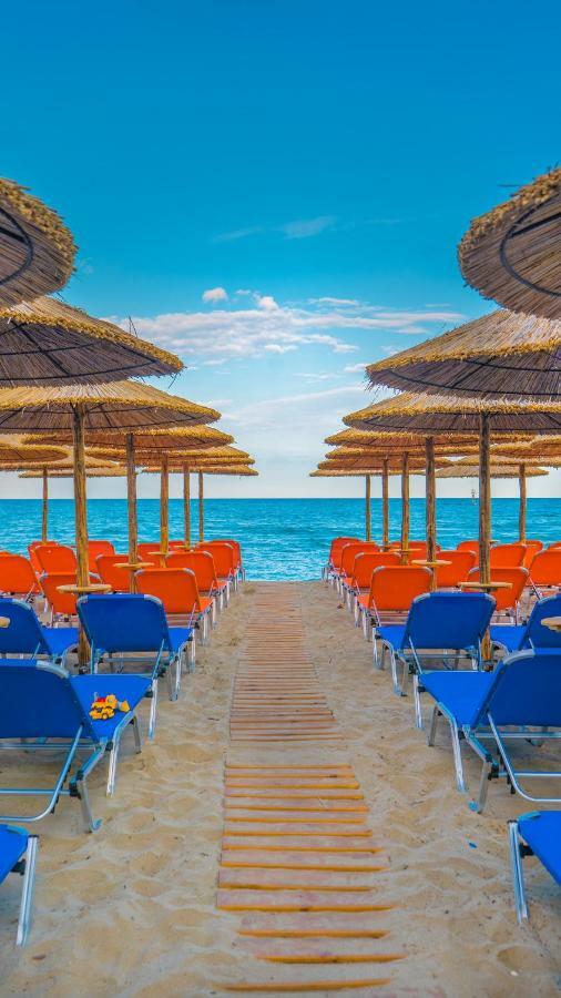 Eutopia Paralia Katerinis Luaran gambar