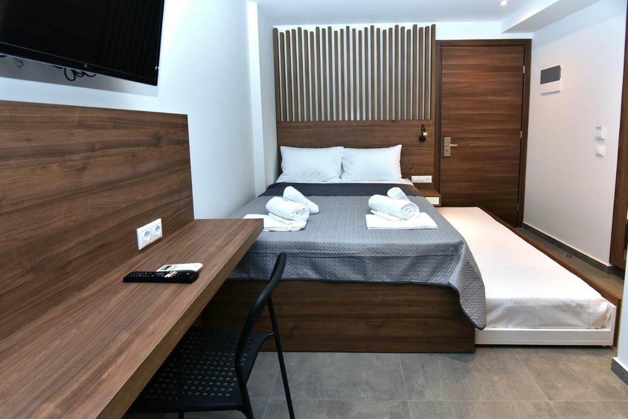 Eutopia Paralia Katerinis Luaran gambar
