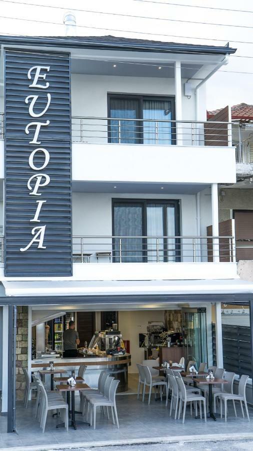 Eutopia Paralia Katerinis Luaran gambar